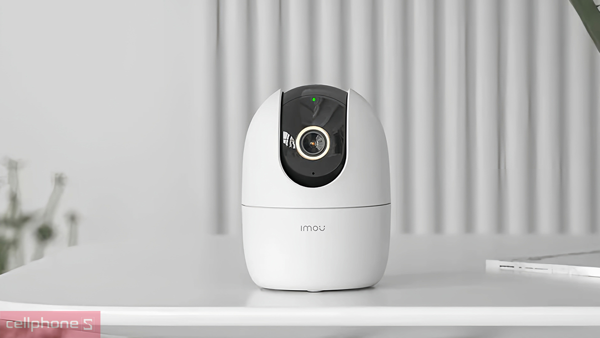 Camera ghi hình sống động nhờ cảm biến 1/2.7 inch