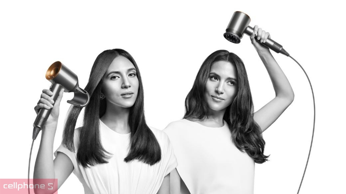 Hướng dẫn làm ráo tóc trước khi sử dụng máy sấy tóc ion âm