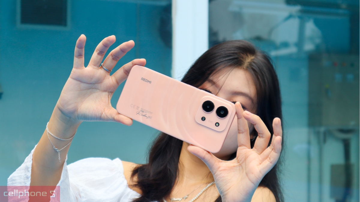 Tại sao nên mua điện thoại Xiaomi dưới 5 triệu chính hãng thay vì xách tay