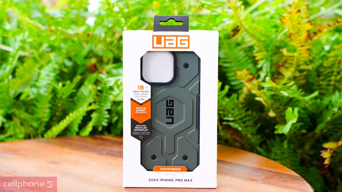 Ốp lưng iPhone 16 Pro Max UAG hầm hố với cấu trúc đa lớp