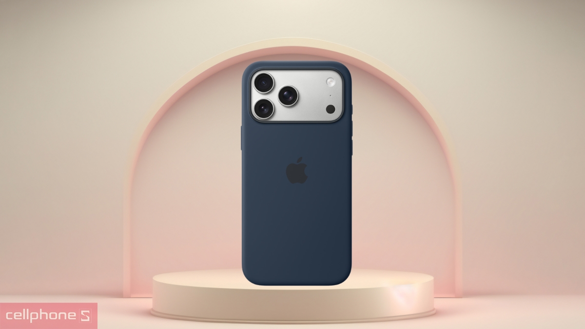 Ốp lưng iPhone 17 Pro Max silicon mềm mại, bám tay và hạn chế trượt