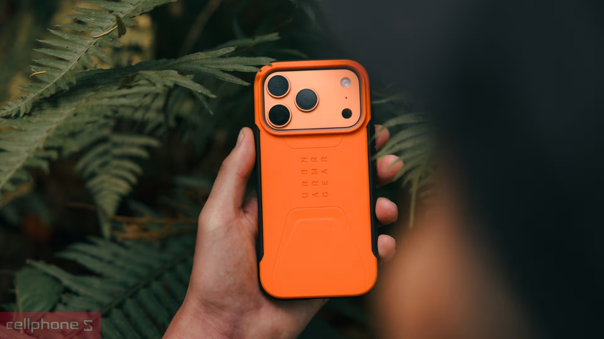 Ốp lưng iPhone 17 Pro Max UAG có cấu trúc bền chắc, bảo vệ tốt