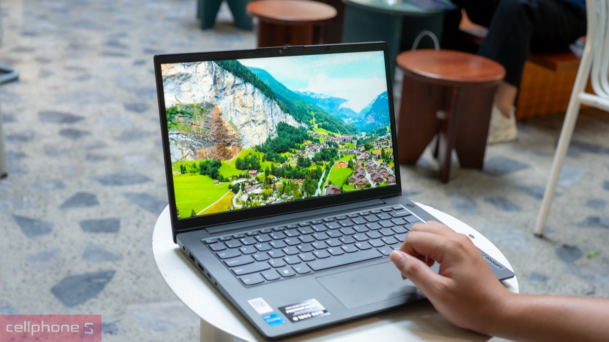 Laptop cũ Hà Nội tiết kiệm chi phí khi mua