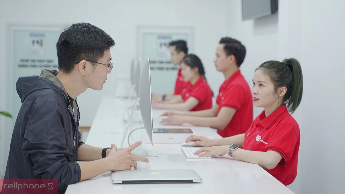 Màn hình 120 Hz chính hãng bảo hành uy tín tại hệ thống CellphoneS