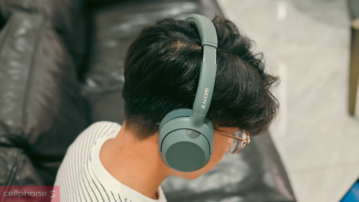 Sony ghi điểm nhờ công nghệ khử ồn thích ứng