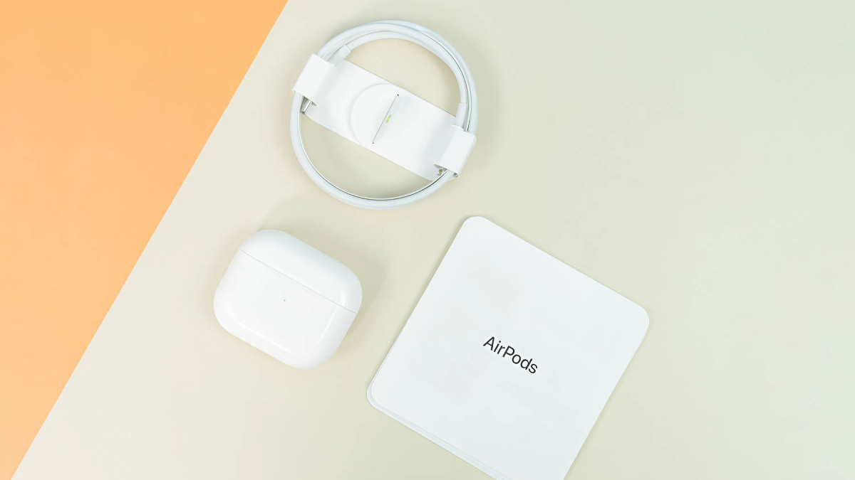 Giá tai nghe apple lightning