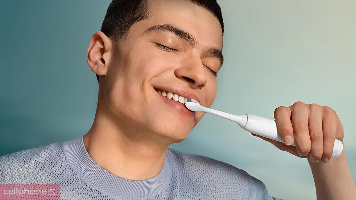 Bàn chải đánh răng điện Philips Sonicare HX4031/21 cho thời lượng pin lên đến 14 ngày