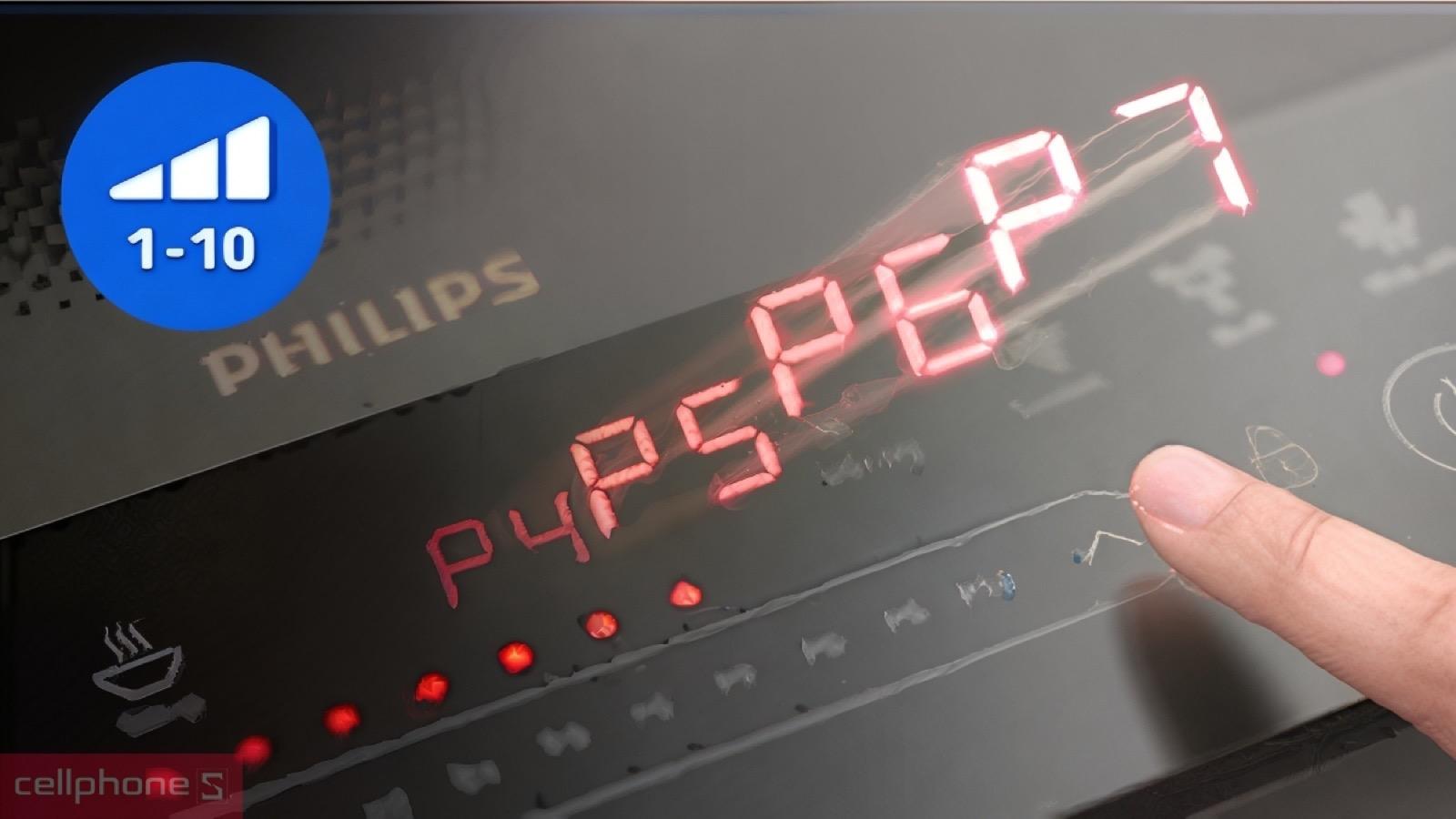 Bảng điều khiển 10 mức nhiệt của Bếp điện từ Philips HD5850/90 khi nấu