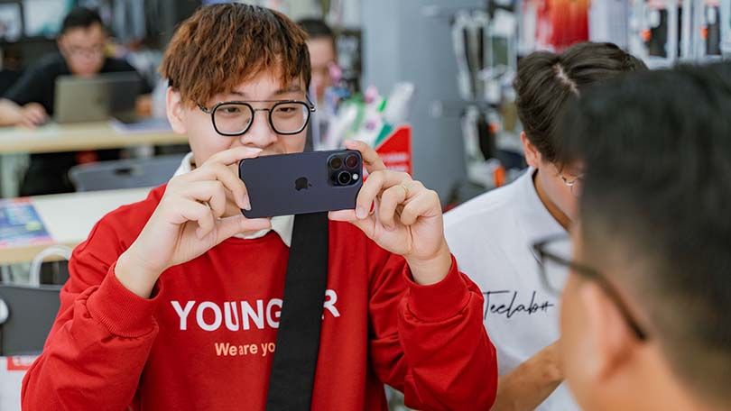 Màn hình iPhone 15 Pro 1TB