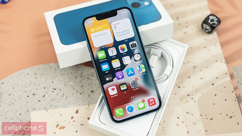 iPhone 13 mini