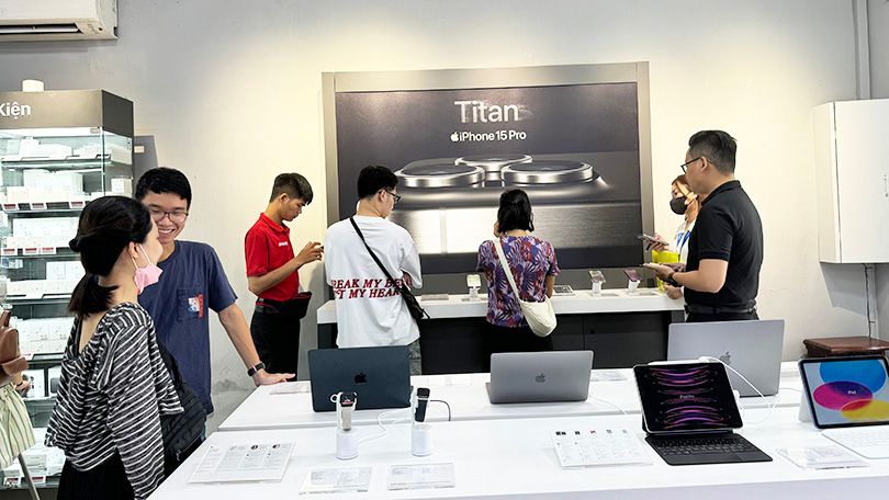 Trải nghiệm ngay sản phẩm iPhone 15 Pro Max
