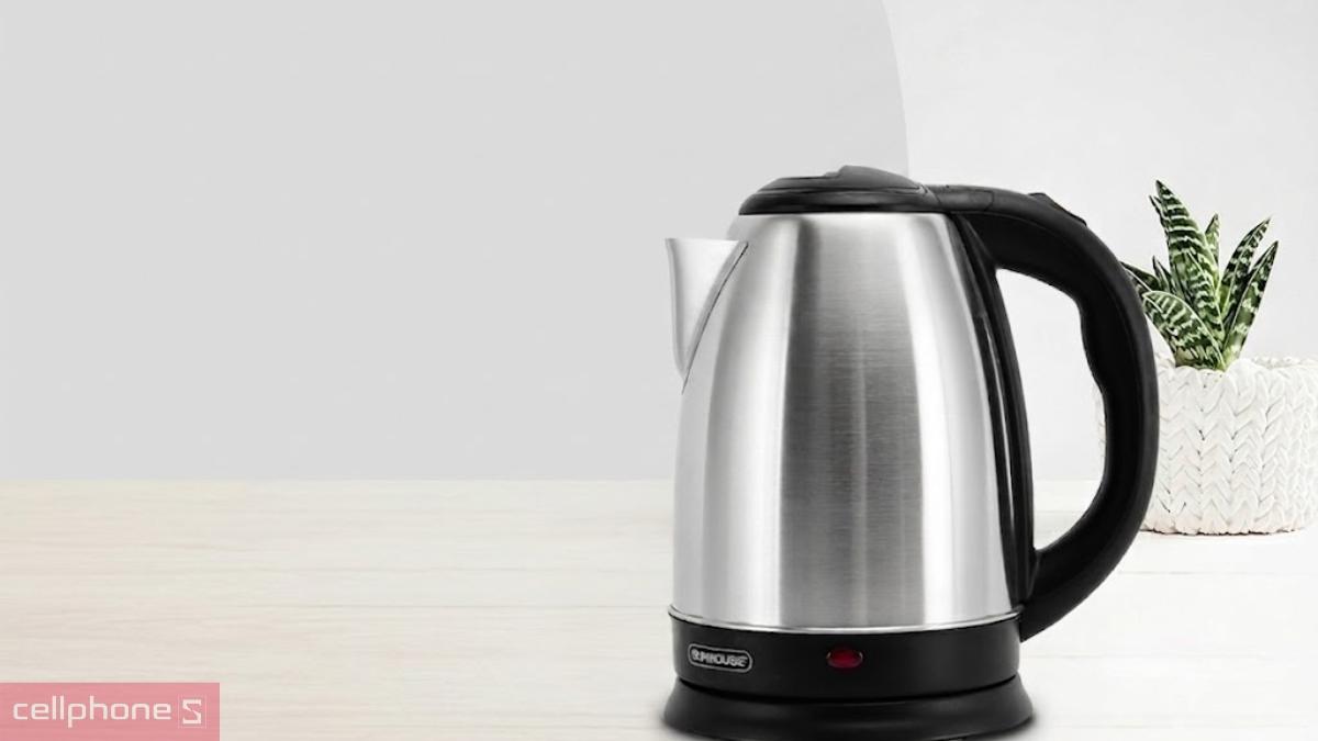 Tay cầm cách nhiệt và đế xoay 360 độ của Ấm siêu tốc inox Sunhouse SHD1182