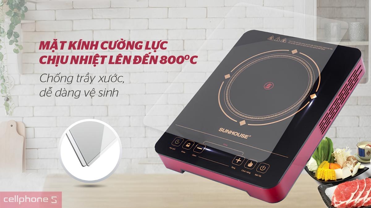 Mặt kính cường lực của bếp hồng ngoại cảm ứng Sunhouse SHD6014 chịu nhiệt lên đến 800 độ C