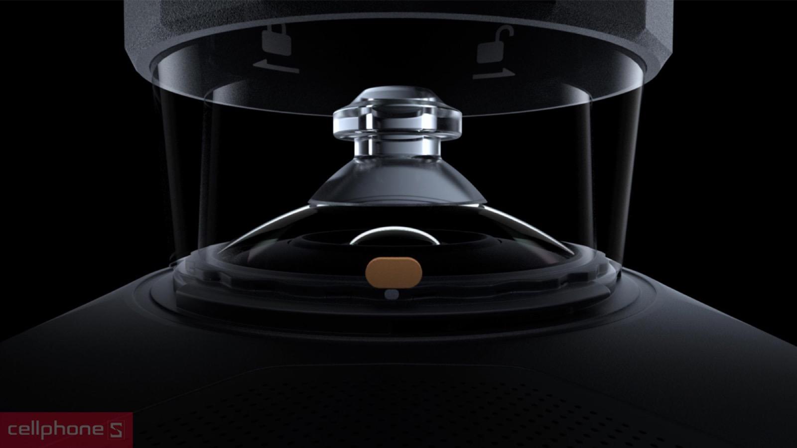 Ống kính Insta360 X6 tháo lắp dễ dàng, thay thế nhanh khi cần