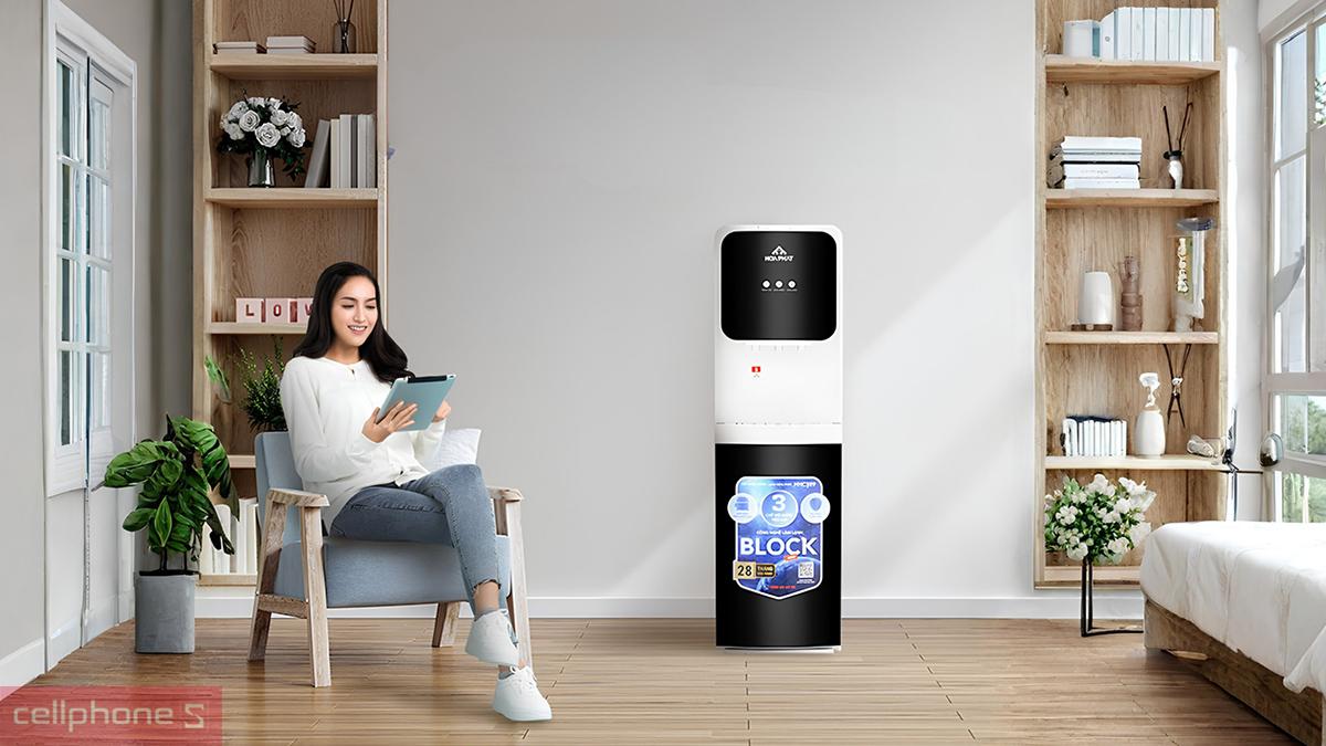 Cây nước nóng lạnh hút bình Hòa Phát HHC389 được thiết kế gọn, hiện đại