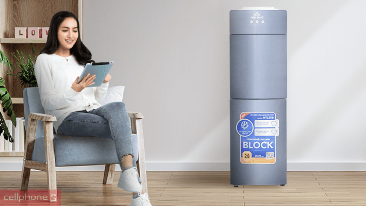 Cây nước nóng lạnh úp bình Hòa Phát HTL258 có khả năng vận hành và ứng dụng đa dạng không gian