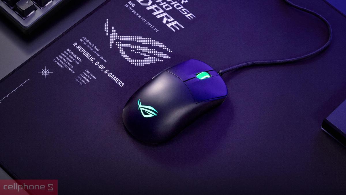 Chuột Gaming có dây Asus ROG Harpe Mini Core có trọng lượng nhẹ chỉ 52 gram dễ dàng cầm nắm di chuyển linh hoạt