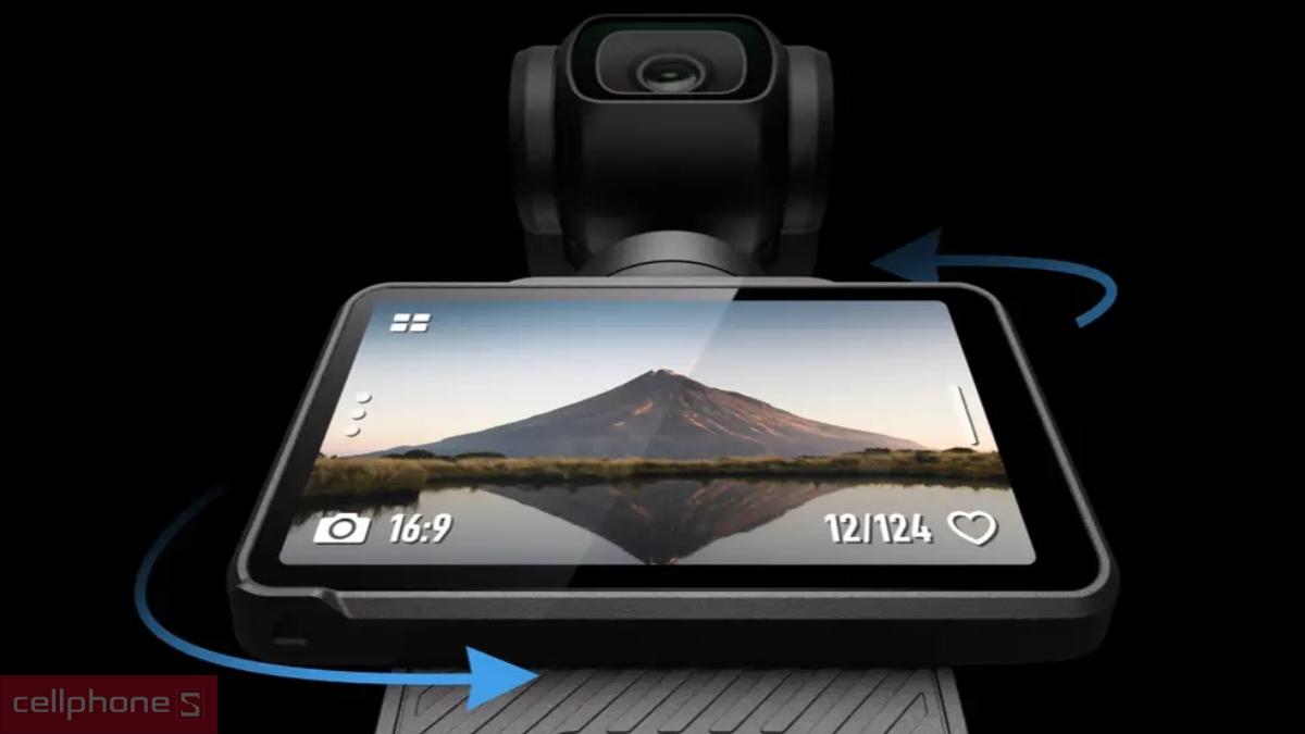 Thao tác khởi động DJI Osmo Pocket 3 Creator Combo kèm thẻ nhớ MicroSD SanDisk Creator 128GB
