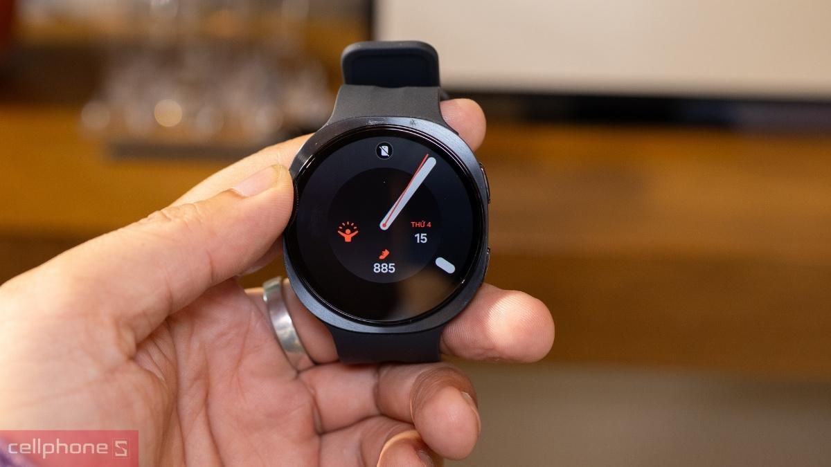 Samsung Galaxy Watch 9 có thiết kế mặt tròn cùng nhiều tùy chọn dây đeo