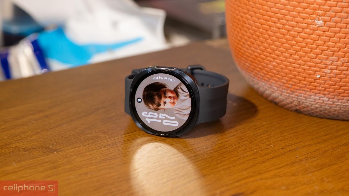 Samsung Galaxy Watch 9 LTE hỗ trợ nghe gọi độc lập qua eSIM