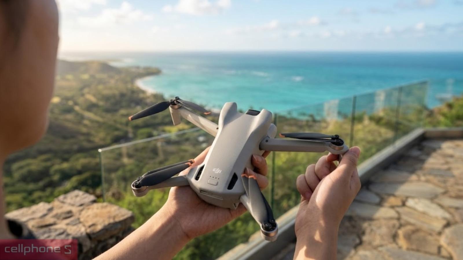 So sánh thông số DJI Mini 3 Fly More Combo Plus (DJI RC) với DJI Mini 2
