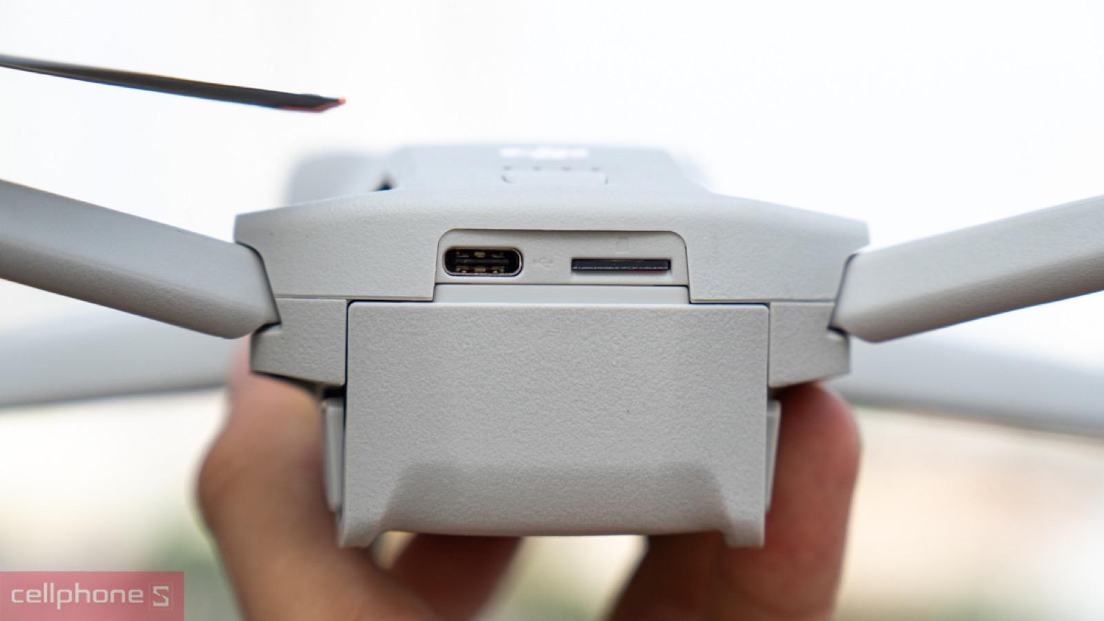 Lưu trữ thẻ nhớ dung lượng lớn trên DJI Mini 3 Fly More Combo Plus (DJI RC)