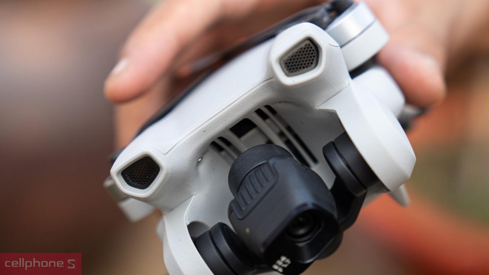 Cụm camera sắc nét trên DJI Mini 3 Fly More Combo Plus (DJI RC)