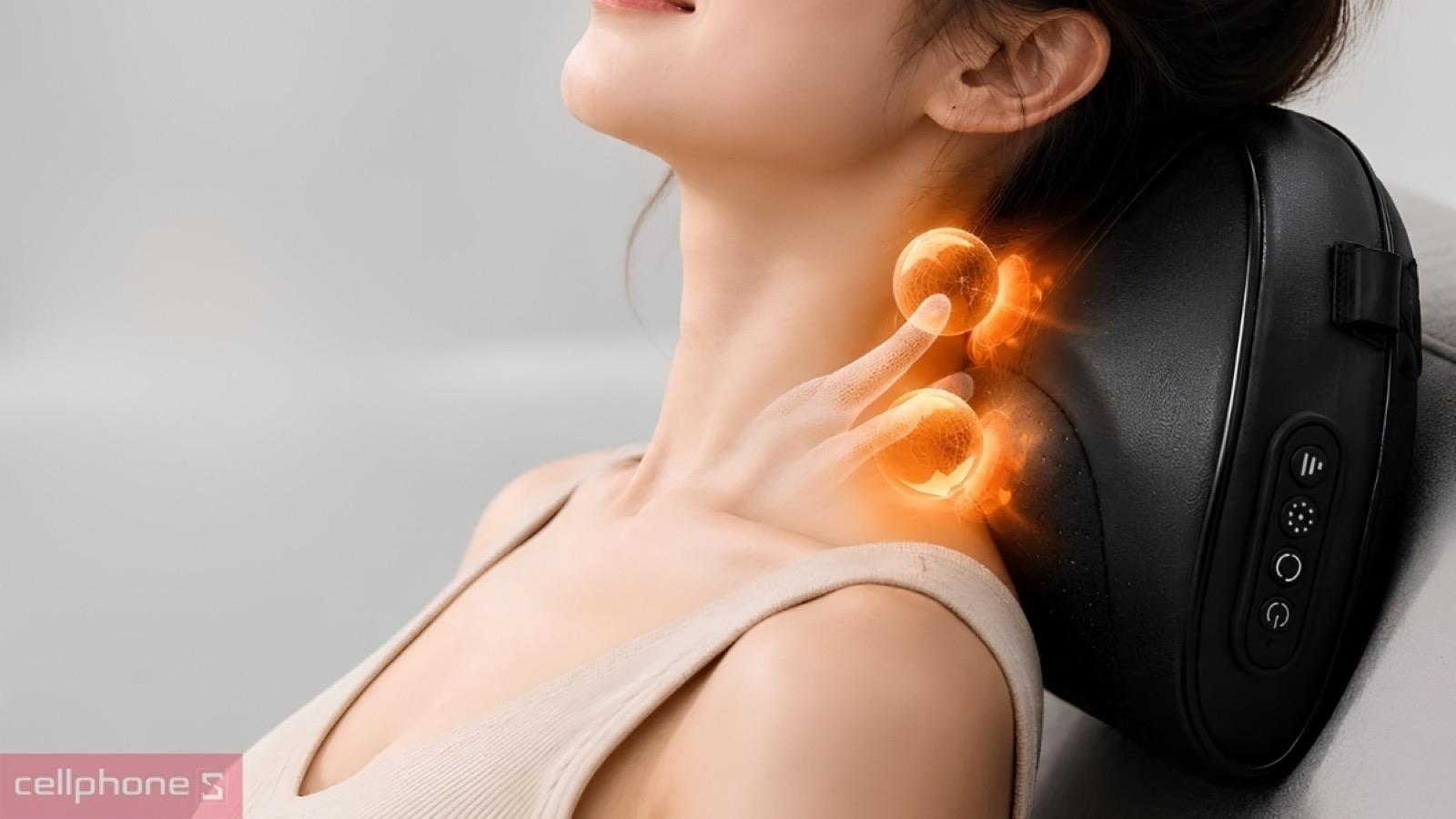 Hệ thống con lăn massage 4D xoay linh hoạt trên Gối Massage Sạc Đa Năng Kachi MK450