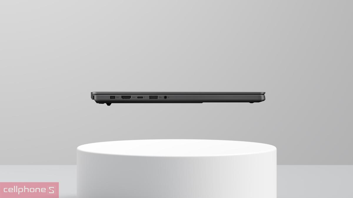 Cổng kết nối laptop Asus ROG Zephyrus G16 GU605CP-QR115W