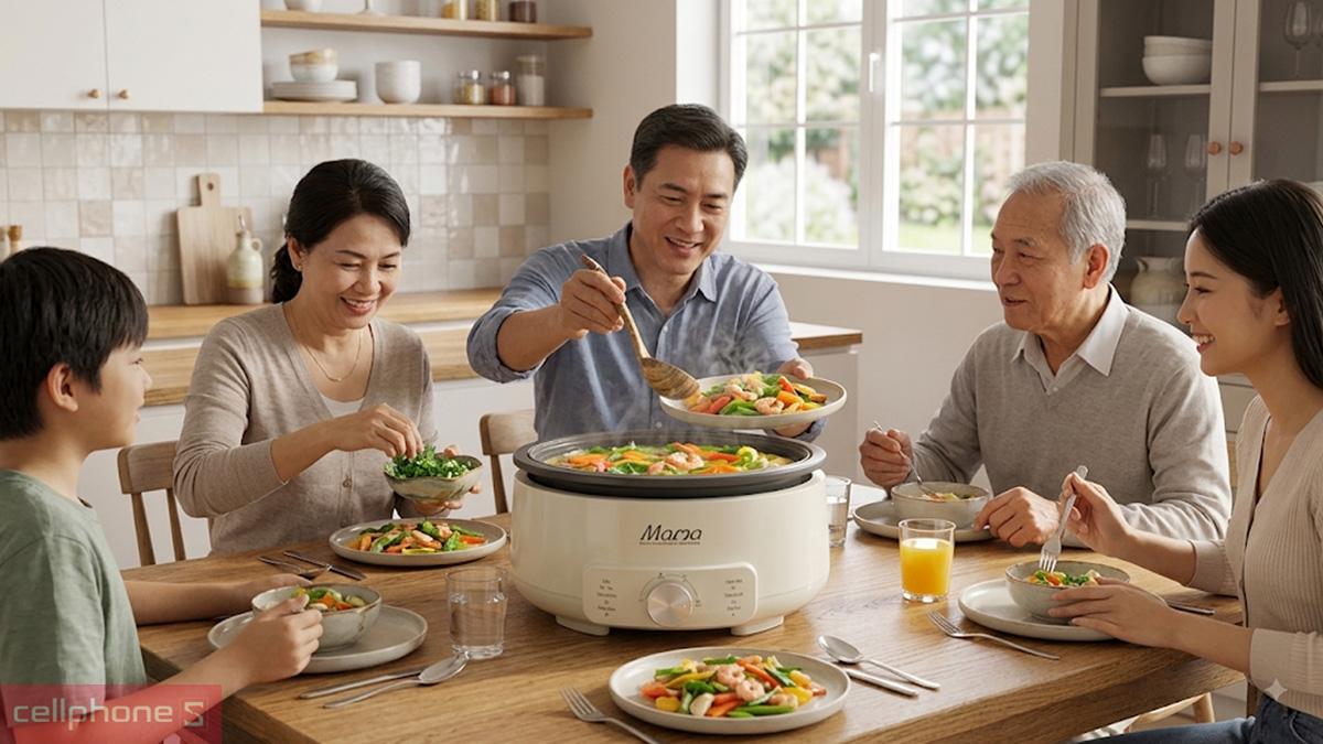 Nồi lẩu điện Sunhouse SHD4548 phù hợp với gia đình 4 - 6 người