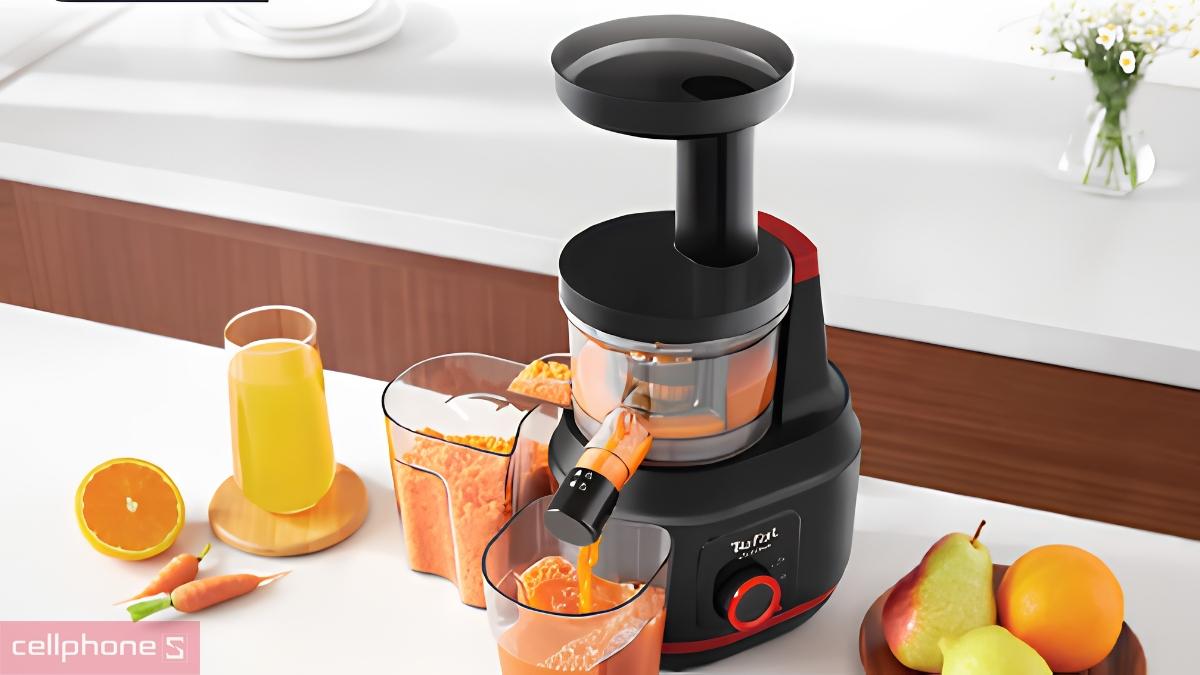 Nút xoay điều khiển chức năng đảo chiều trên máy ép trái cây Tefal ZC150838