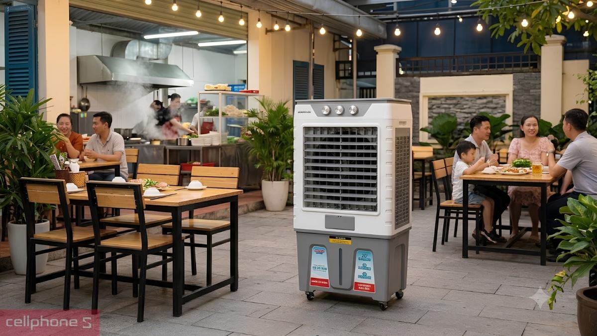 Máy làm mát không khí SUNHOUSE SHD7777 phù hợp với những ai kinh doanh quán ăn, quán cà phê ngoài trời