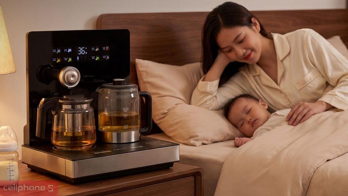 Kiểu dáng mini cùng viền Inox chắc chắn của Máy pha trà nước nóng để bàn Fujihome TB503T
