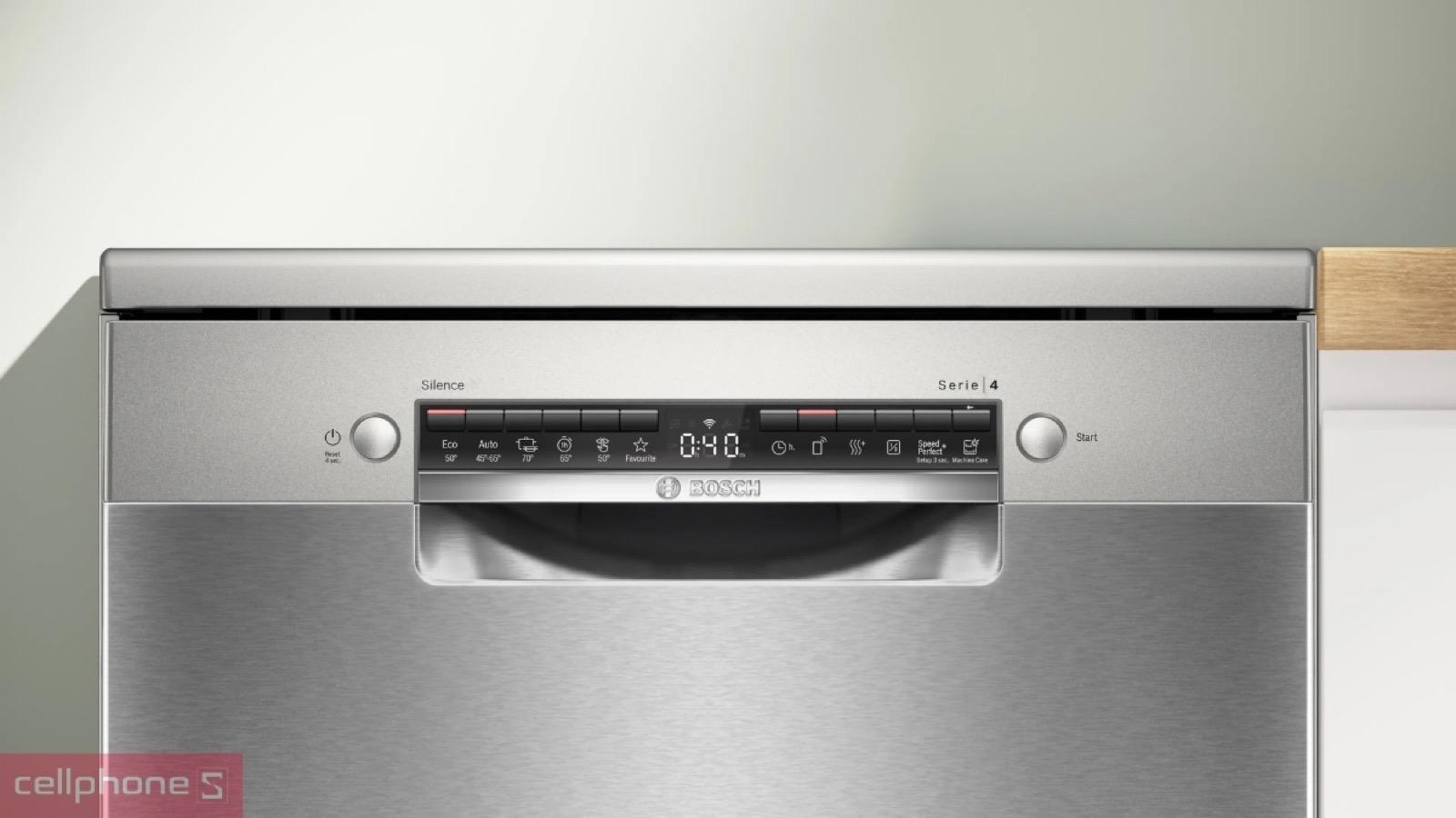 Khoang chứa 13 bộ đồ ăn của Máy rửa bát độc lập Bosch 13 bộ Series 4 (SMS4HTI16E)