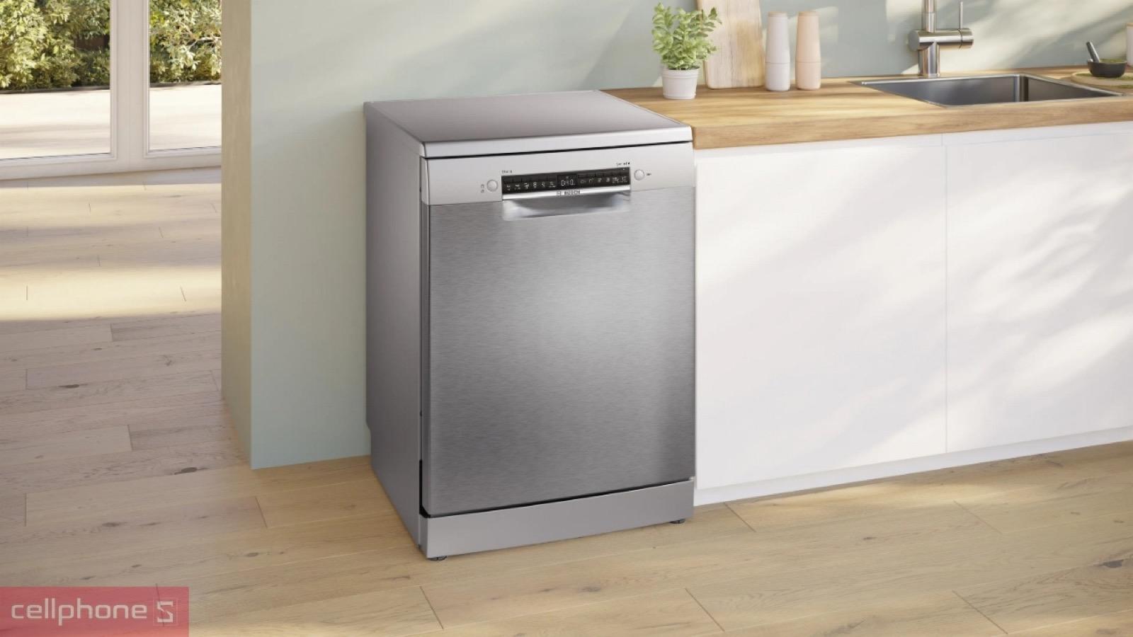 Thiết kế vỏ ngoài màu Inox của Máy rửa bát độc lập Bosch 13 bộ Series 4 (SMS4HTI16E)