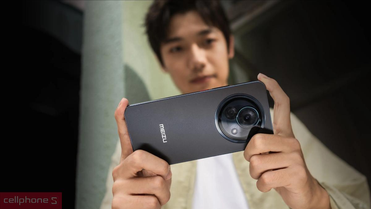 Ai nên mua điện thoại Meizu Lucky 08 8GB 256GB