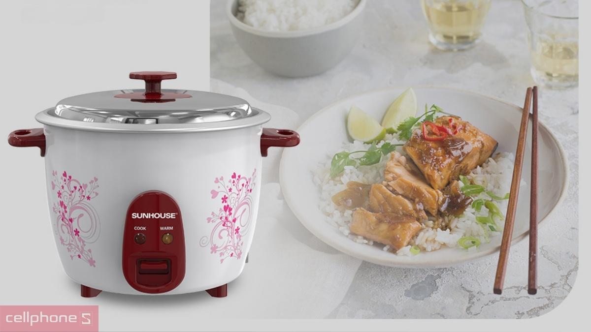 Nồi cơm Sunhouse SHD8106 có dung tích vừa phải 1.2 lít