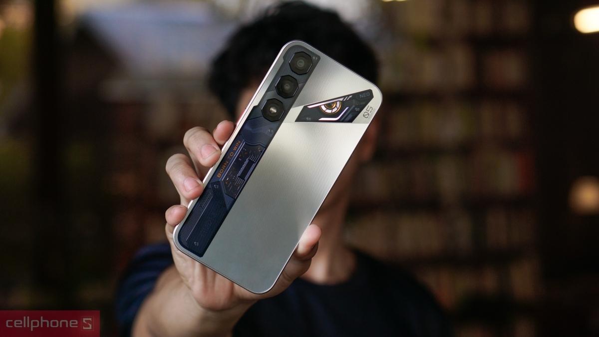 Thiết kế điện thoại Nubia Neo 5 Max 8GB 512GB