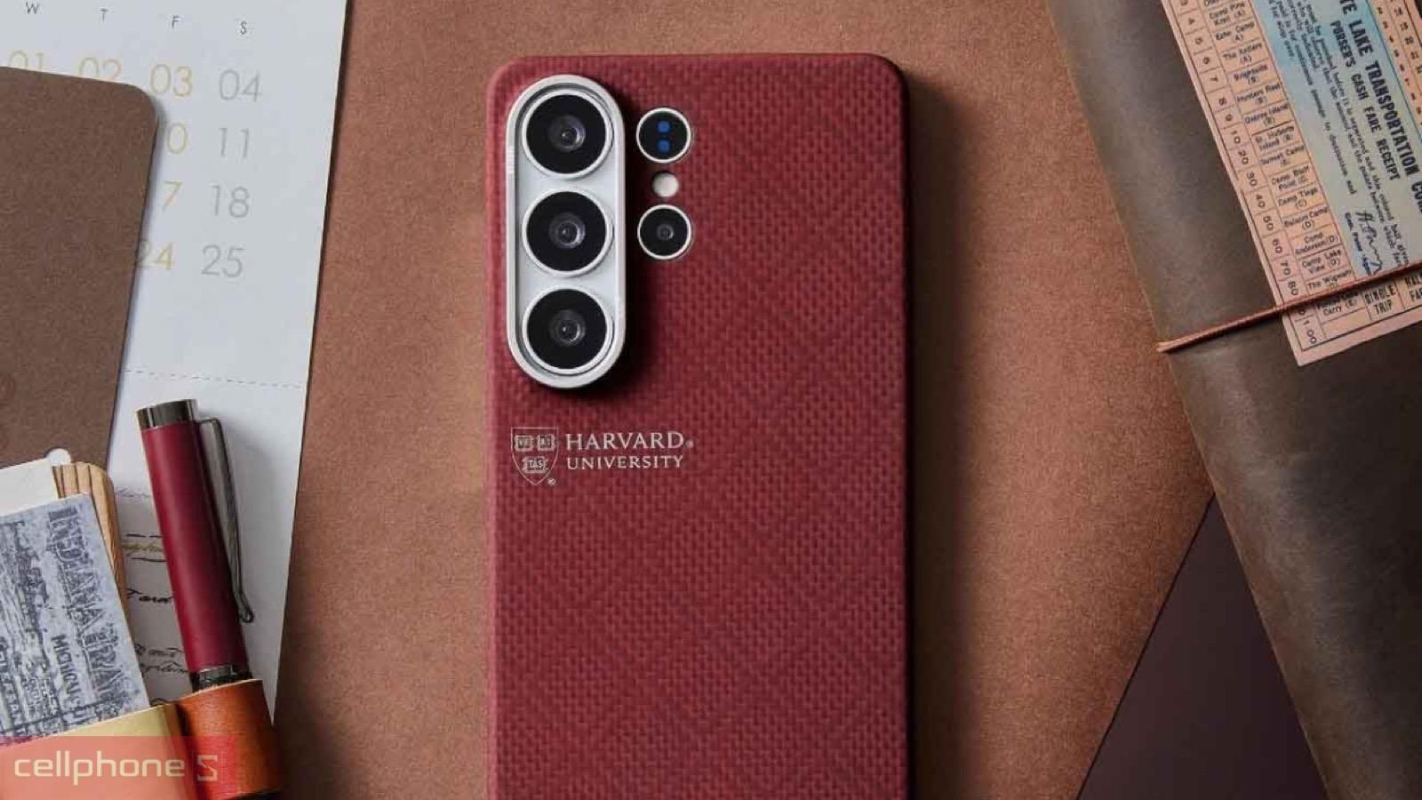 Thiết kế bền bỉ của Ốp lưng Samsung Galaxy S26 Ultra Pitaka Edge Harvard Crimson