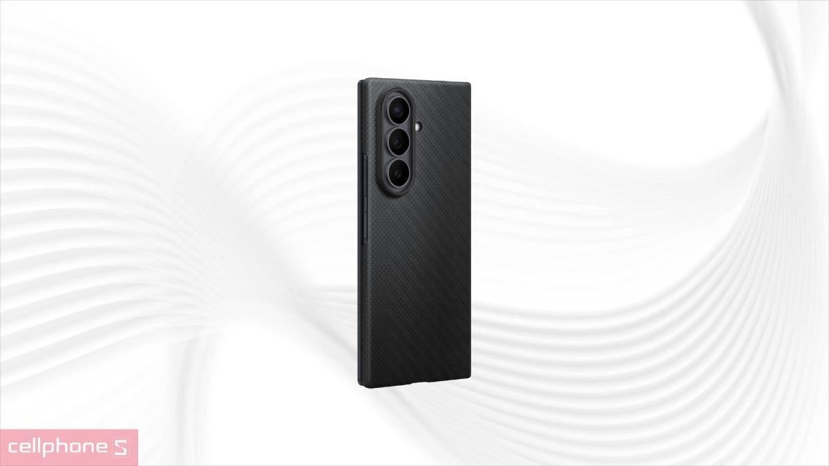 Thiết kế bền bỉ của Ốp lưng Samsung Galaxy Z Fold 8 Ultra chính hãng Carbon With MagSafe
