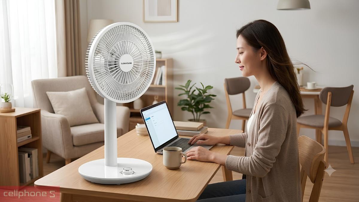 Ai nên mua quạt sạc Sunhouse SHD7221