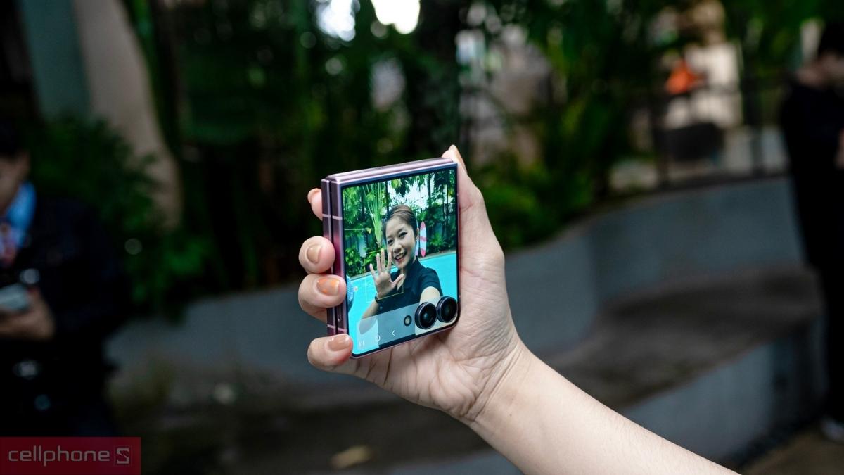 Samsung Galaxy Z Flip8 và Galaxy Z Fold8 đáp ứng hai nhu cầu sử dụng khác nhau