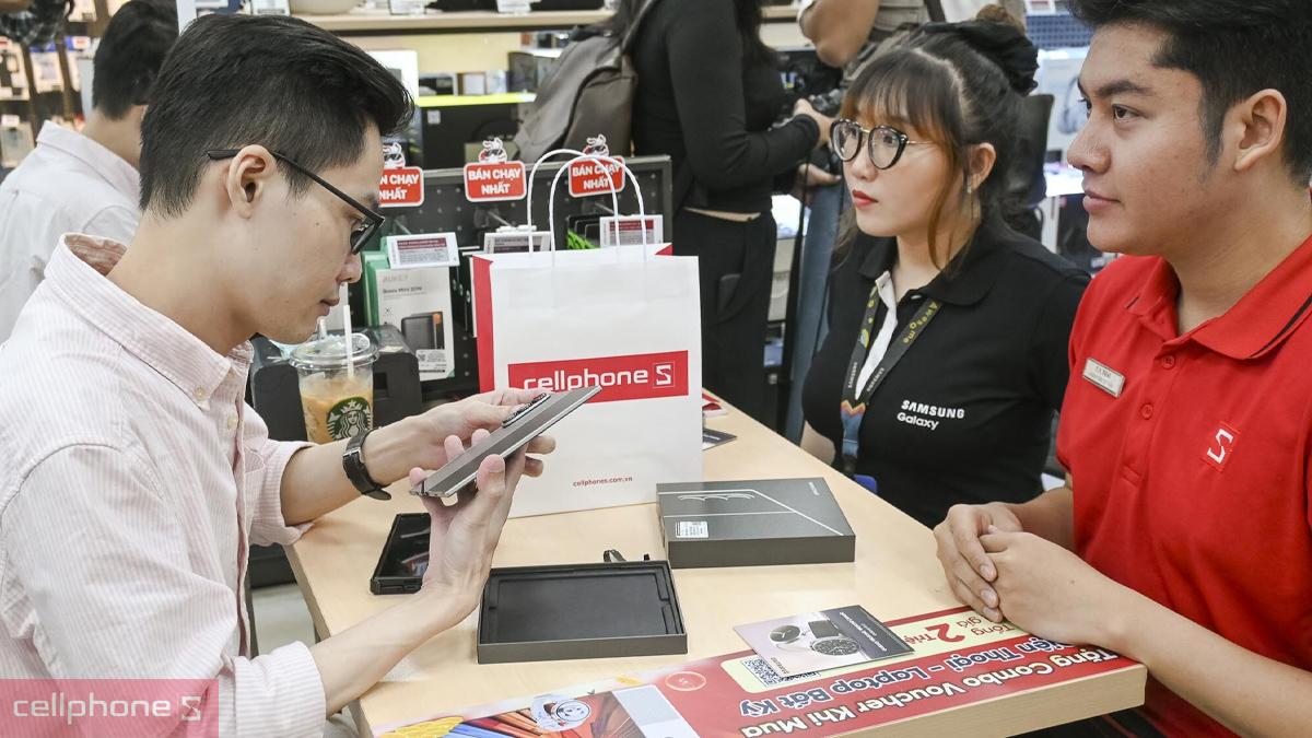 Nhanh tay đặt cọc sớm Samsung Galaxy Z Fold8 5G 16GB 1TB chính hãng tại CellphoneS với nhiều ưu dãi