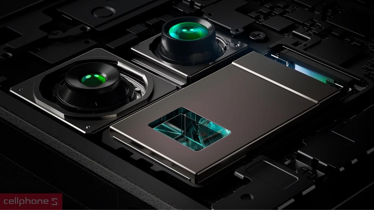 Cụm camera Exmor sắc nét trên Điện thoại Sony Xperia 1 VIII