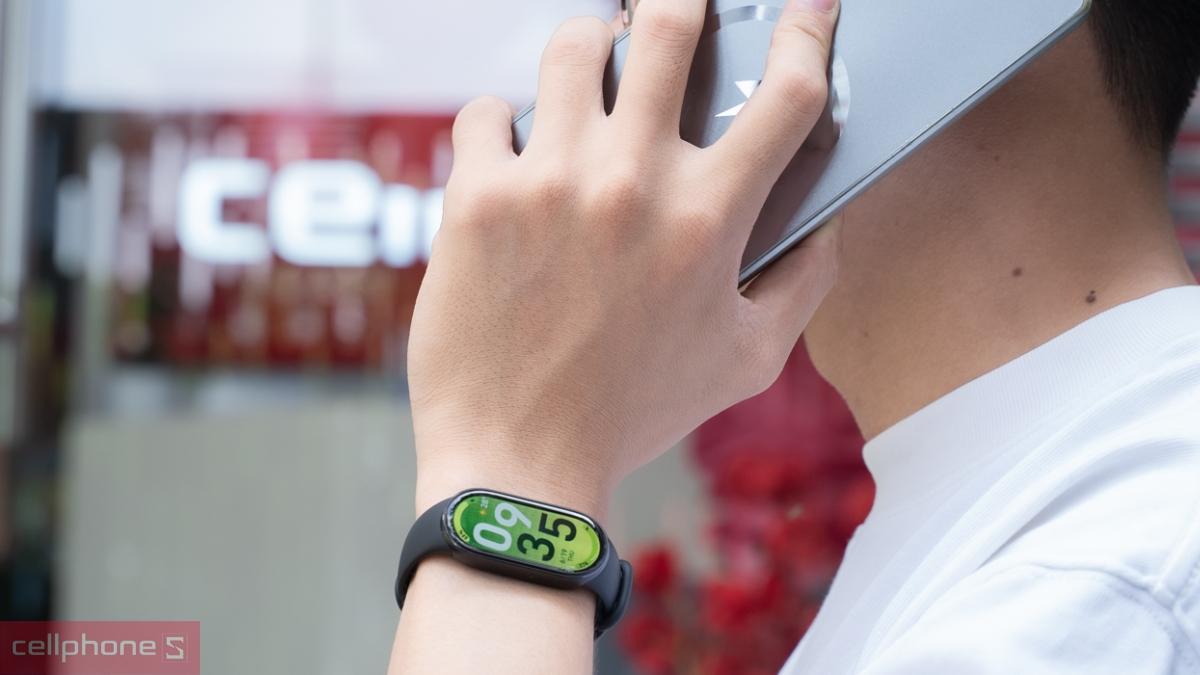 Điểm khác biệt của vòng đeo tay thông minh Xiaomi Mi Band 11 NFC so với bản thường