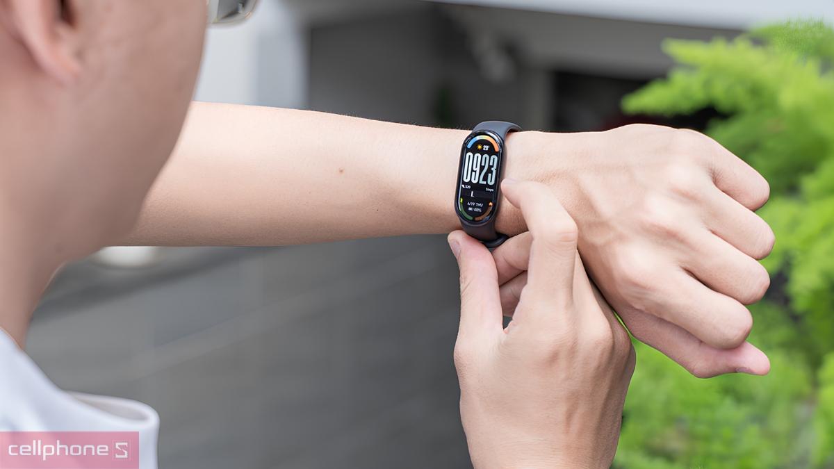Giá niêm yết và ưu đãi của vòng đeo tay thông minh Xiaomi Mi Band 11 NFC